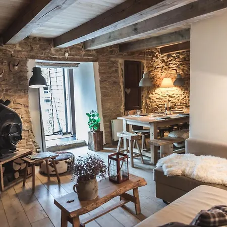 Semesterbostad Petite Maison D'amelotte