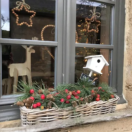Holiday home Petite Maison D'amelotte Sainte-Cecile